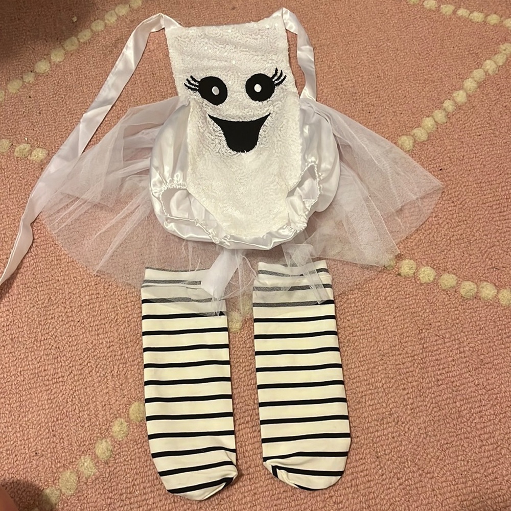Infant Halloween Costume - never worn!
